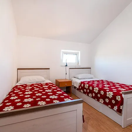 Ivan Apartment Nin