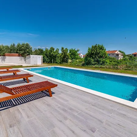 Ivan Apartment