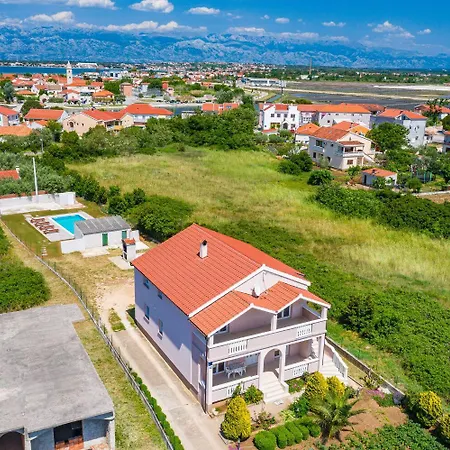 Ivan Apartment Nin